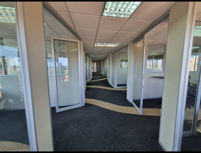 306M² OFFICE TO LET IN WOODMEAD
